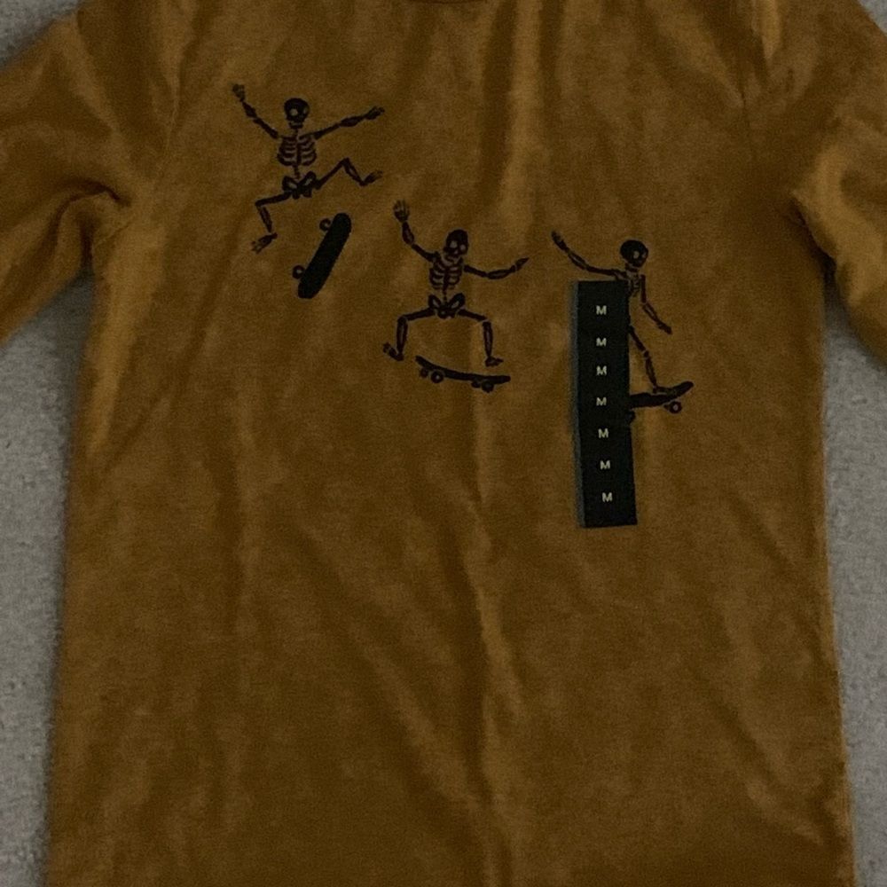 Boy Size 8/10 Long Sleeve Skateboard Skeleton Graphic Shirt Brown Halloween Fall - Picture 5 of 10